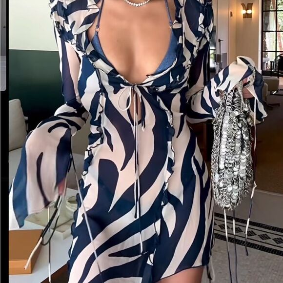 ISO RAt & boa dress - Picture 1 of 1